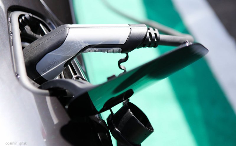 Staţiile de încărcare pentru maşini electrice, din centrul Clujului, inaugurate la toamnă