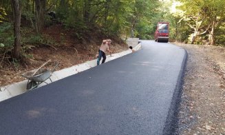 O nouă destinaţie de weekend: Cheile Baciului! Drumul modernizat, inaugurat în septembrie