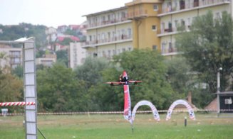 Participare internaţională la competiția de aeromodelism de la Cluj:  viteză de până la 100 km/h în mai puţin de 1,5 sec