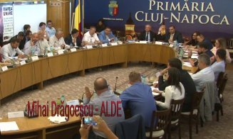 Opozanții lui Emil Boc sunt fierți pe un coleg. ”A vrut să se pună bine cu primarul”