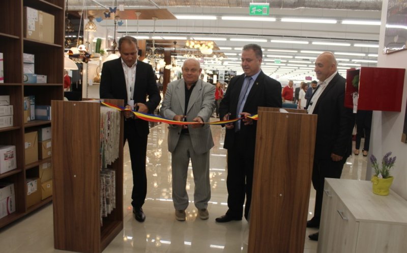 Clujul are cel mai mare show-room de mobilă din România