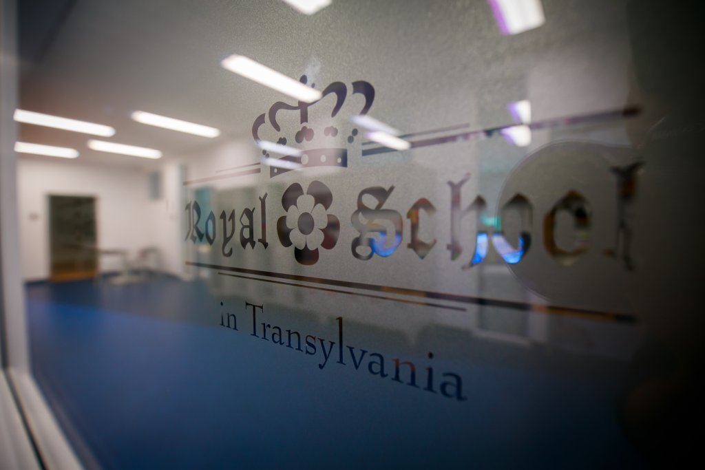 Royal School in Transilvania, şcoală acreditată Cambridge, a atins cifra de 100 elevi