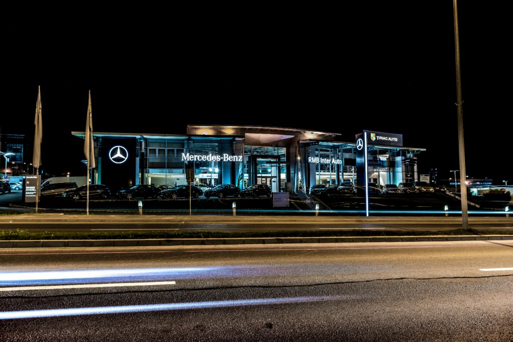 FC Universitatea Cluj, parteneriat cu unul dintre liderii pieţei auto din Transilvania. "Ne aflăm într-o fază de consolidare în care sprijinul mediului local de business este extrem de important"