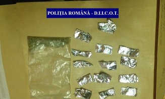 Traficant de droguri din Cluj, arestat după un an de filaj. Le vindea elevilor "Zombie"