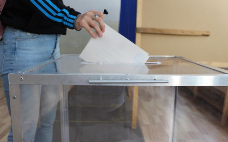 Eșec la referendum | Lovitură sub bărbie pentru partidele vechi, câștiguri pentru cele noi. Cum văd liderii politici clujeni rezultatul scrutinului