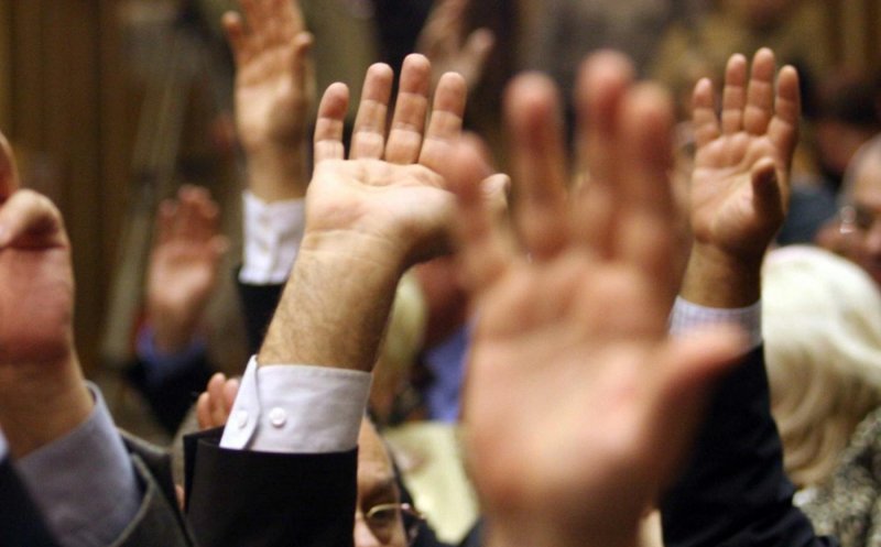 Proiect avizat în Comisia Juridică. Cum scapă evazioniştii de urmărirea penală