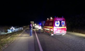 Accident cu 5 victime pe drumul Cluj-Gherla. Implicate, un TIR și 3 mașini