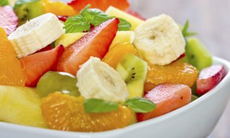 Salata de fructe pentru imunitate. Mic dejun gustos de iarnă