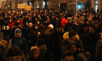 Un nou protest la Cluj: "Noi rămânem în Europa, voi plecati. Demisia și anticipate!"