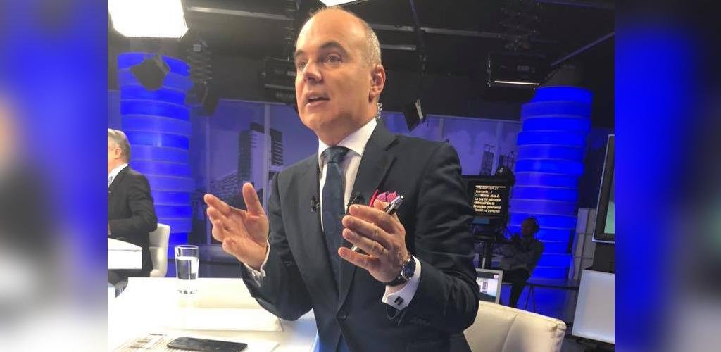Rareş Bogdan:  "Cu cât eşti mai prost, mai linguşitor, mai ticălos, mai curvă şi obligatoriu corupt, ai şanse să devii politican de top"