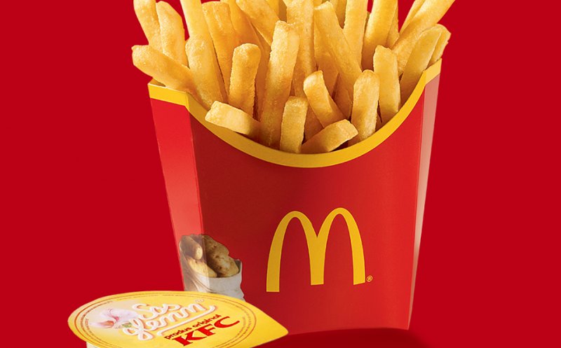 CENTENAR. McDonald's şi KFC s-au înfrăţit de Ziua României