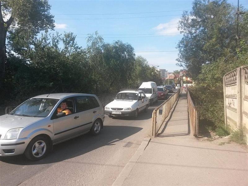 Când scăpăm de cel mai îngust pod din Cluj. Reconstrucţia costă  1,1 milioane de euro