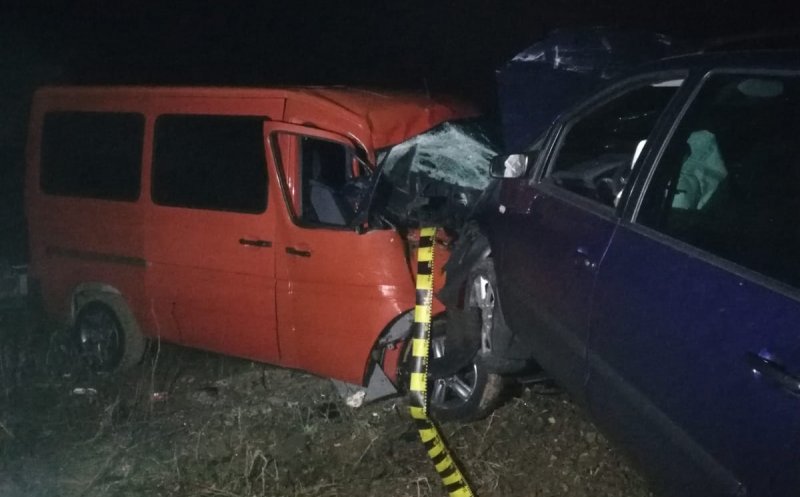 Şofer băut, ravagii pe un drum din Cluj: Un rănit şi patru maşini lovite