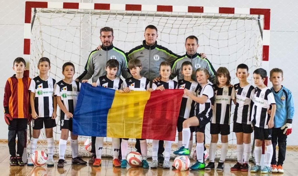 ȘOCANT. Părinții juniorilor de la U Cluj bănuiesc că micuţii au fost OTRĂVIŢI intenționat