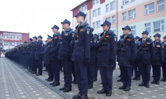 300 de viitori polițiști au depus jurământul la Cluj