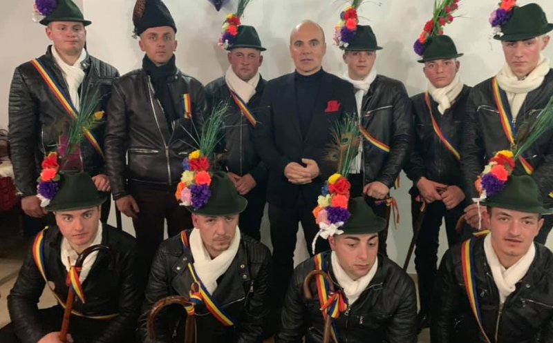 Rareş Bogdan, mesaj de la Crucea Iancului: "România nu moare şi nici nu se predă!"