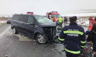 Femeia de 32 de ani, mama unui copil de 1 an si trei luni,  rănită grav ieri în accidentul de lângă Cluj, are nevoie de sânge