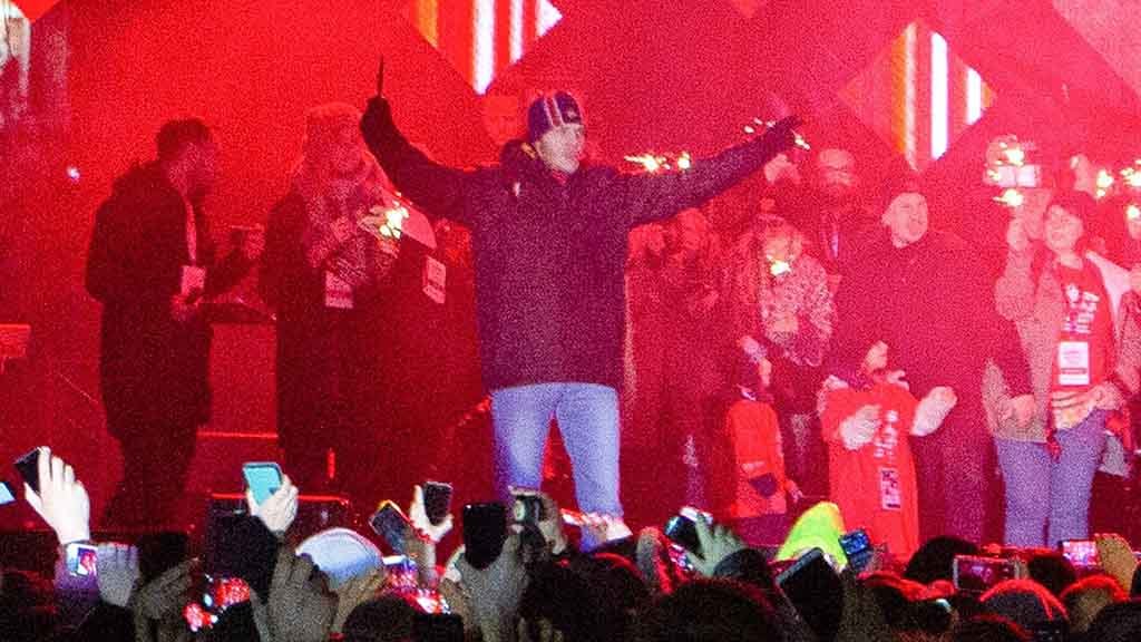 Primarul oraşului polonez Gdansk, înjunghiat în cursul unui eveniment caritabil. Atacul a fost filmat
