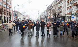 Mica Unire. Hora Unirii şi ceremonialul militar la statuia lui Cuza din Cluj