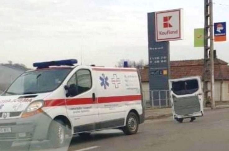 Poza zilei. Din nou cu o ambulanţă