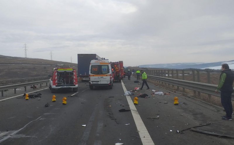 Şoferul vinovat de accidentul de pe Autostrada Transilvania era LIVE pe Facebook. VIDEO cu momentul impactului
