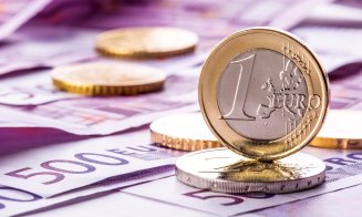 Euro e din nou în creștere, la început de săptămână