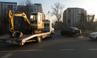 Mișcări de trupe pe Porțelanului. Au peticit strada și podul, până la noi ordine
