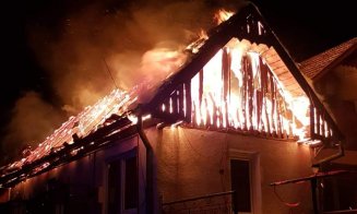 Încă o casă mistuită de flăcări în Cluj-Napoca