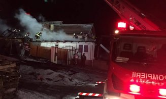 Încă o casă mistuită de flăcări în Cluj-Napoca