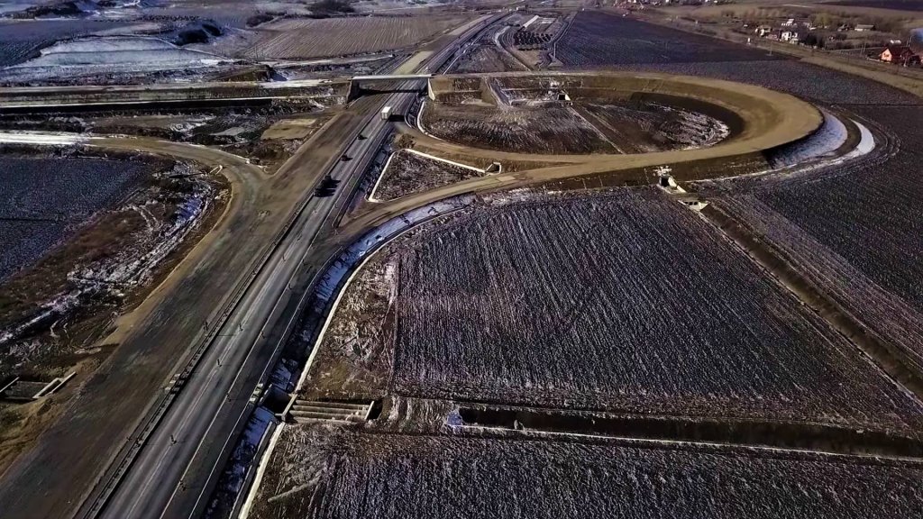 Autostrada Transilvania. S-a stabilit poziţia pasajului peste autostradă și calea ferată în nodul rutier Iernut