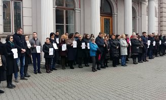 Magistraţii din Cluj ies din nou în stradă