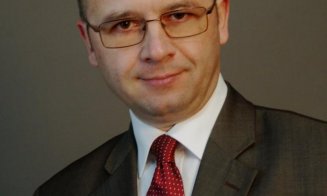 Şi-a recâştigat funcţia în instanţă. Problema? Clujul are acum doi subprefecţi