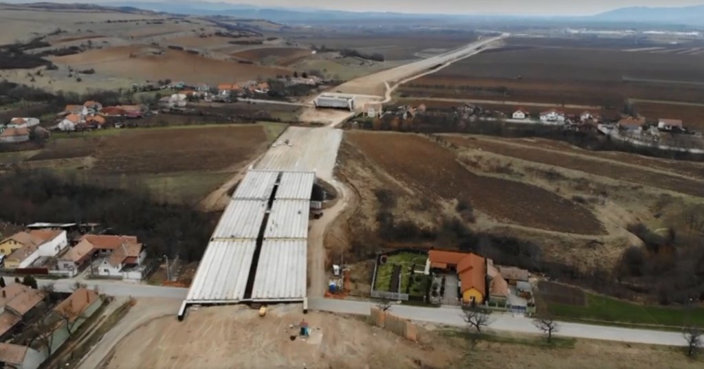 Autostrada Sebeş - Turda. Noi imagini de pe lotul de 17 km
