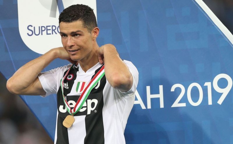 Cristiano Ronaldo conduce în topul celor mai celebri sportivi din lume