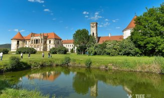 Castelul Bánffy îşi deschide porţile, în aprilie