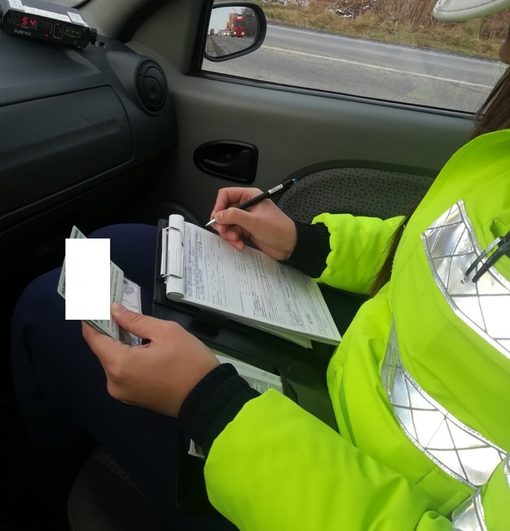 Amenzi pentru treceri neregulamentare. Câţi pietoni au uitat de zebră