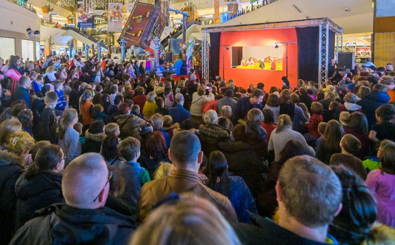 Vino să te amuzi de peripeţiile lui „Dănilă Prepeleac", într-un spectacol de teatru de păpuşi, vineri, la Iulius Mall Cluj