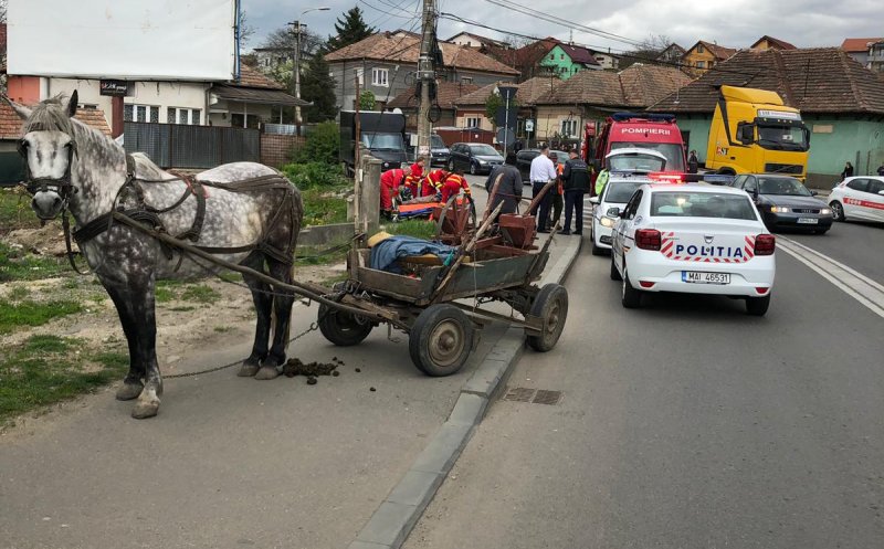 Accident pe o stradă din Cluj. Pieton călcat de o... căruţă