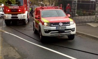 Incendiu la o locuinţă din Mănăştur. Focul a pornit din subsol