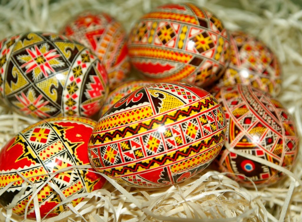 Hristos a Înviat! Cele mai frumoase mesaje cu urări de Paşti