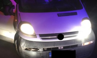 Accident cu mașina furată, la Cluj. Șoferul, băut și fără permis, a " luat-o la sănătoasa"