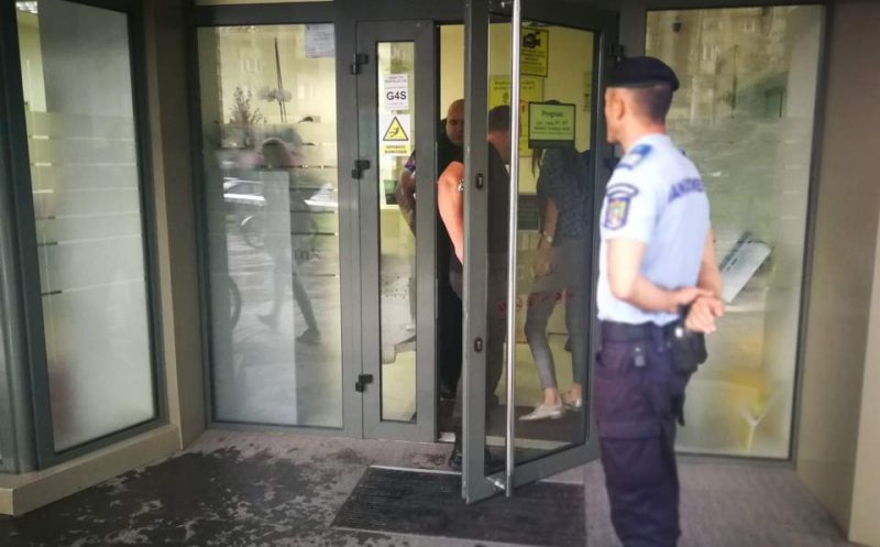 Autorul tentativei de jaf la CEC Bank Mărăști, prins de polițiștii din Cluj. E un italian, căutat pentru tâlhărie