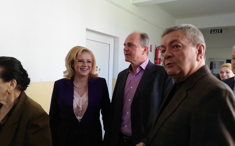 Corina Creţu (PRO România), la Cluj: "Am venit cu speranţa unui nou început" / Ioan Rus: "Am votat cu speranţan unei noi stângi europene"