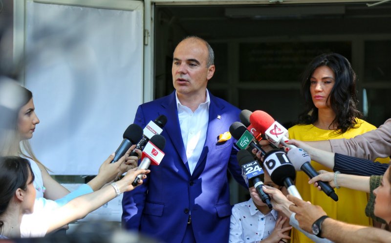 Rareş Bogdan: Solicităm prelungirea programului electoral cu două ore! Românii sunt ţinuţi în faţa secţiilor de vot cu zecile de mii