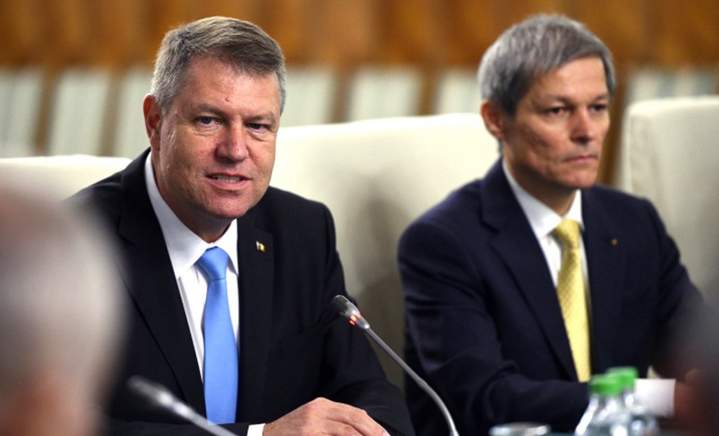 ZIUAlive | EFECTUL EUROPARLAMENTARELOR: Se fac alianţe, se caută duşmani. Intră în arenă Iohannis şi Cioloş