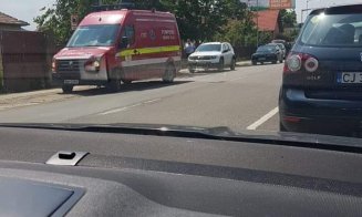 Pieton lovit pe trecere, în Floreşti. Trafic blocat spre Cluj