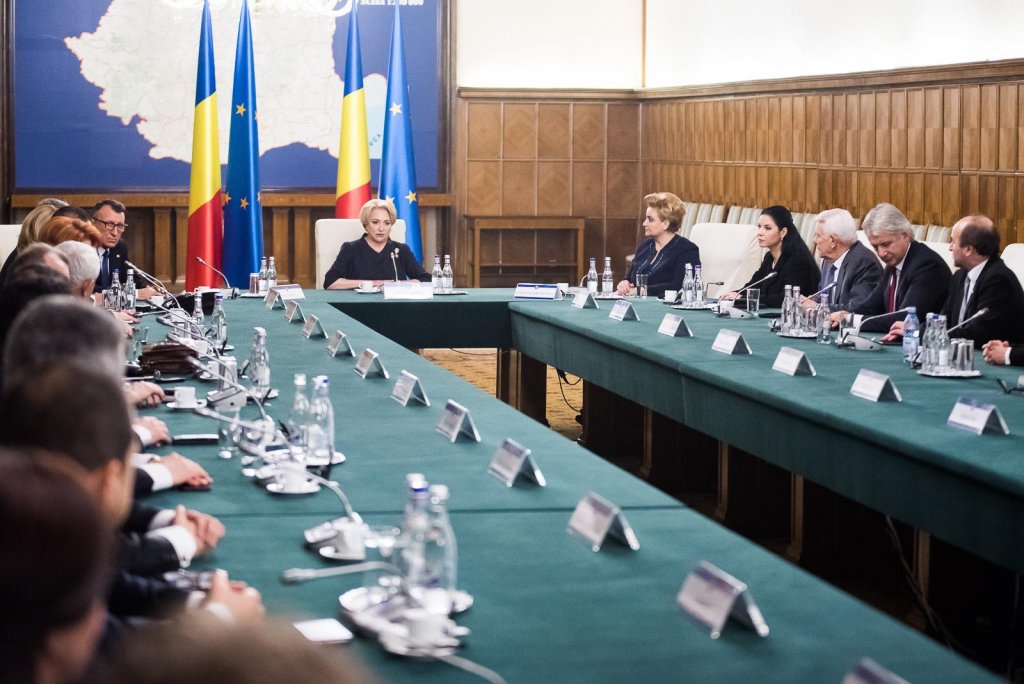 MOȚIUNE DE CENZURĂ. De câte voturi e nevoie ca să cadă Guvernul Dăncilă