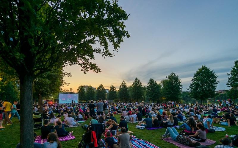 "O vară rock'n'roll" se vede vineri, la „Movie Nights", în Iulius Parc