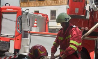 O celebră mănăstire din Ardeal, în flăcări. pompierii intervin acum