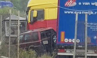 Accident morta pe șoseaua Cluj-Oradea. Șofer omorât pe loc după impactul cu un TIR